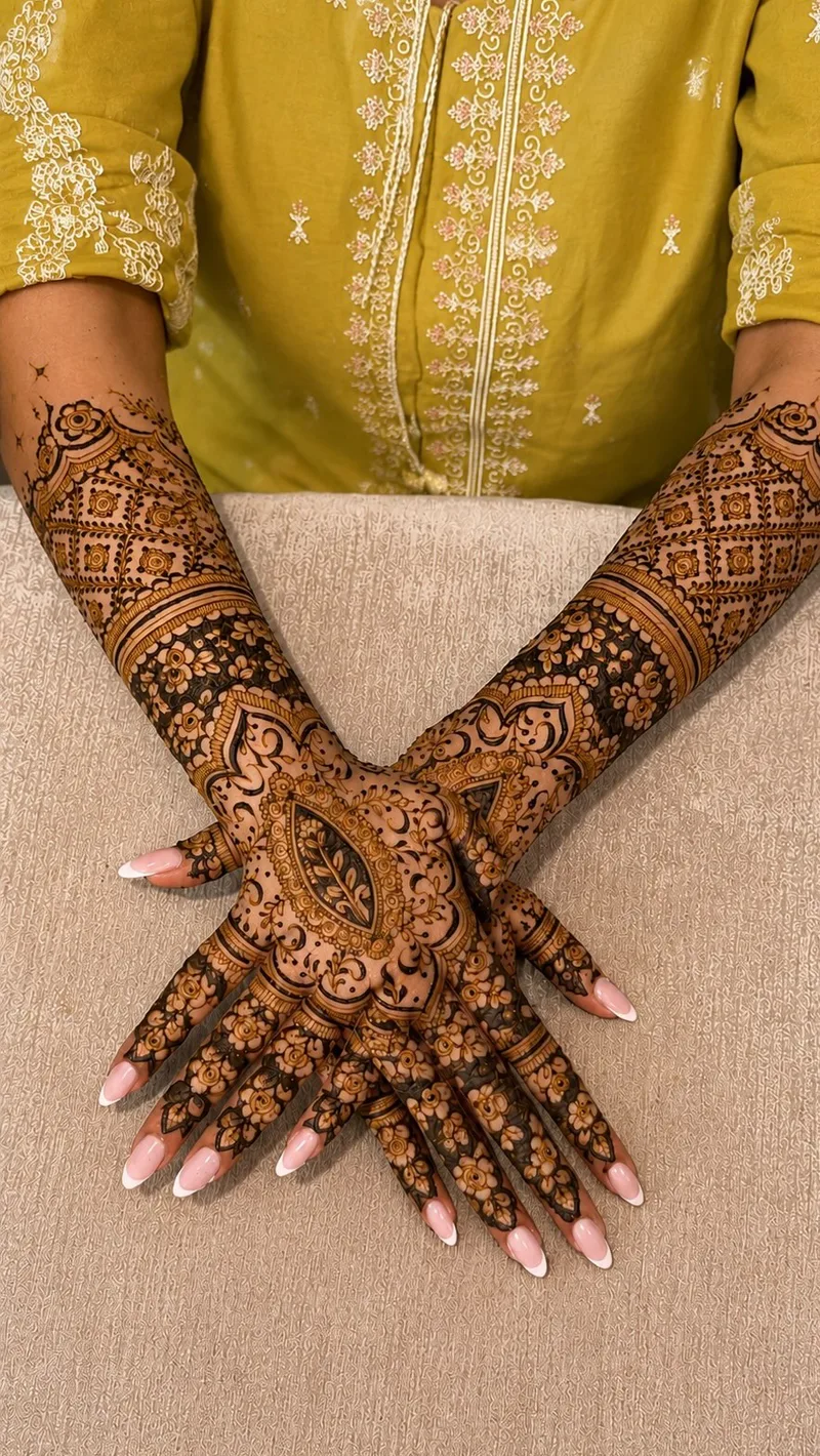 Henna by ZKK
