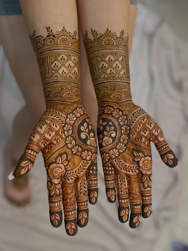 Henna by Sapreet