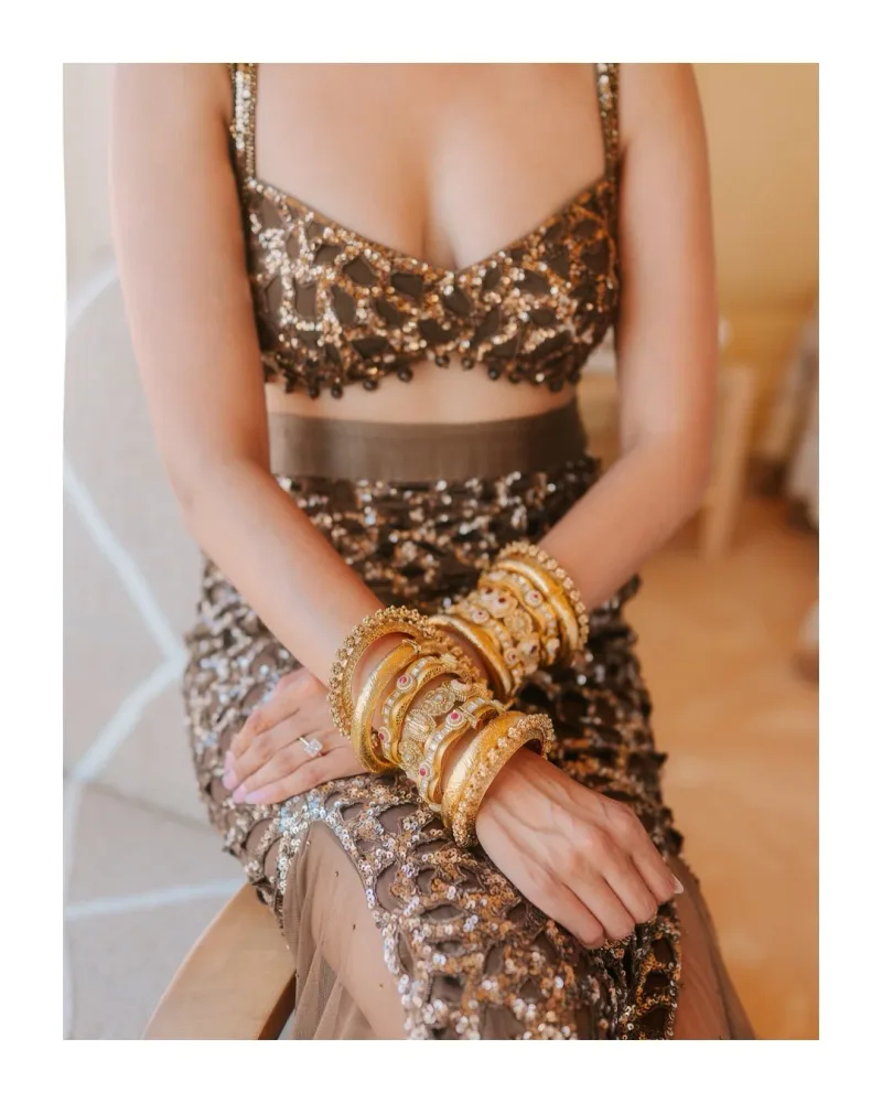 Her Fashion Vault